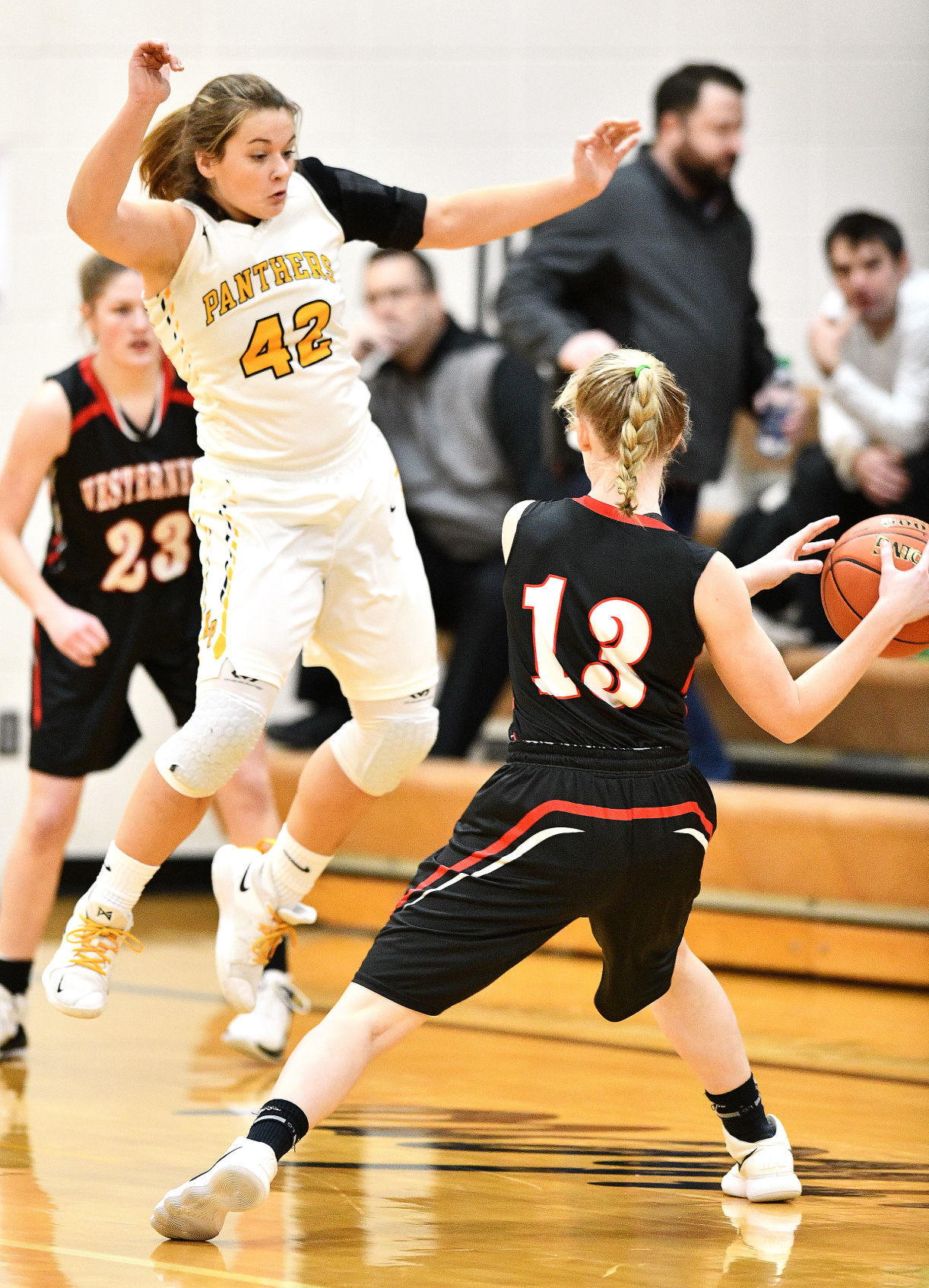 Kingsley-Pierson vs Akron-Westfield girls basketball